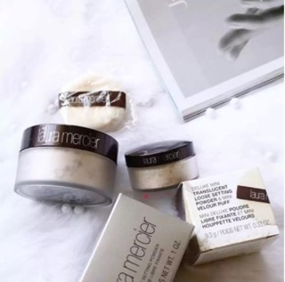 Phấn phủ không màu dạng bột Laura Mercier