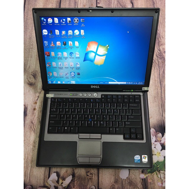 Laptop cũ Dell D620 Co2/ 2gb/ 160gb/ 14.1 đẹp | WebRaoVat - webraovat.net.vn