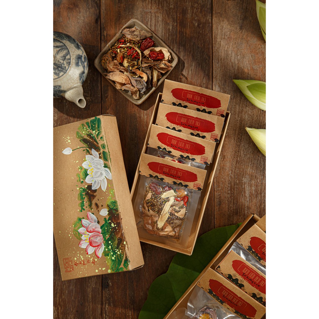 Set quà ân tình Huế 1 ⚡HỘP QUÀ 3D HOA SEN HỒNG, TRẮNG⚡ Bộ quà tặng trà mứt truyền thống xứ Huế | BigBuy360 - bigbuy360.vn