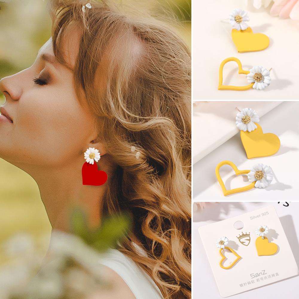 Bông Tai Hình Hoa Cúc Màu Đỏ / Vàng Ngọt Ngào Xinh Xắn Cho Nữ