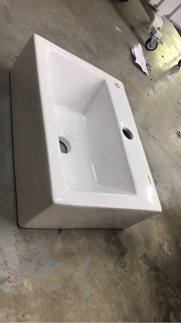 Chậu rửa mặt/ chậu lavabo bằng sứ