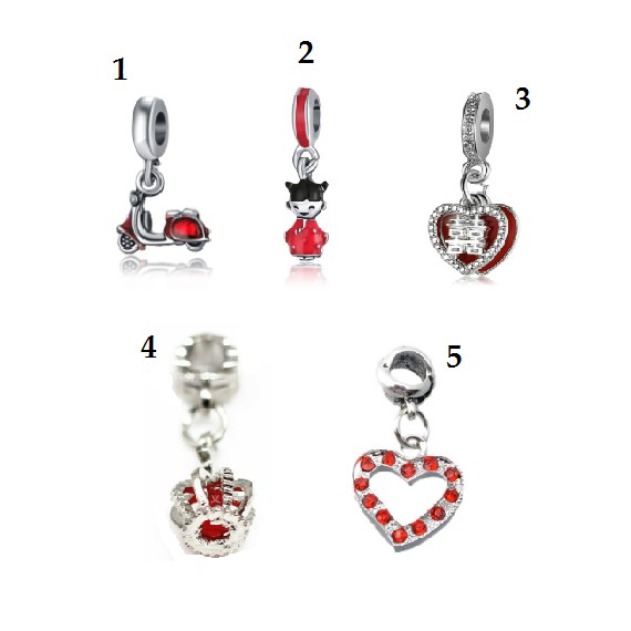 Charm treo đỏ may mắn