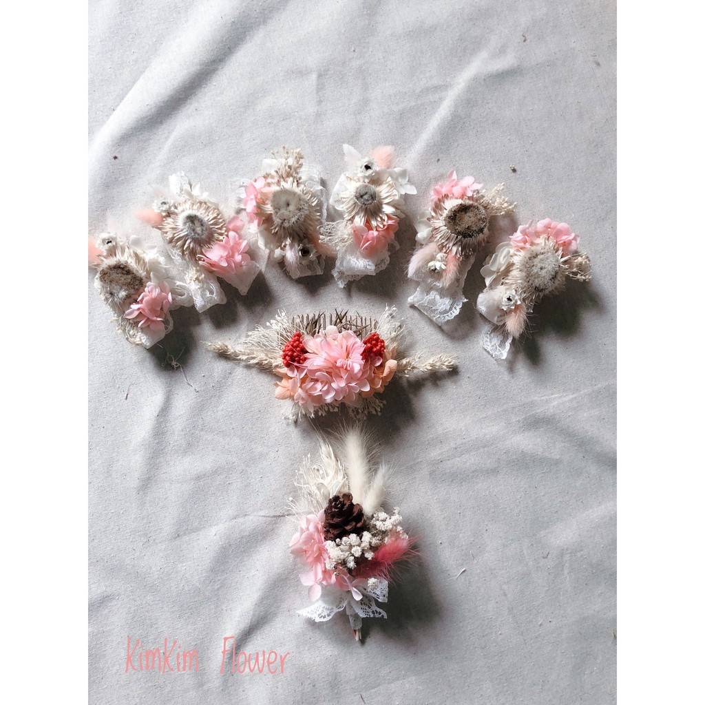 Vòng tay phù dâu, hoa khô đeo tay