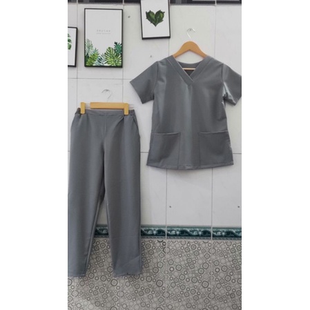Bộ Scurb/ Bộ kĩ thuật viên màu xám ghi nhạt vải cotton lạnh cao cấp