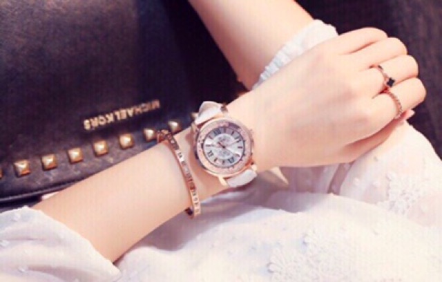 [Mã FAMARAL2 giảm 10K đơn 50K]ĐỒNG HỒ NỮ DÂY DA SHDHD HẠT XOAY KIM CƯƠNG CỰC ĐẸP | BigBuy360 - bigbuy360.vn