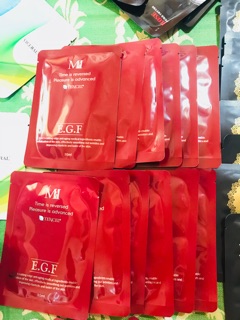 Mặt nạ EGF phục hồi da hư tổn