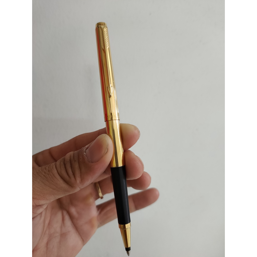 Bút Dạ Bi hiệu Parker