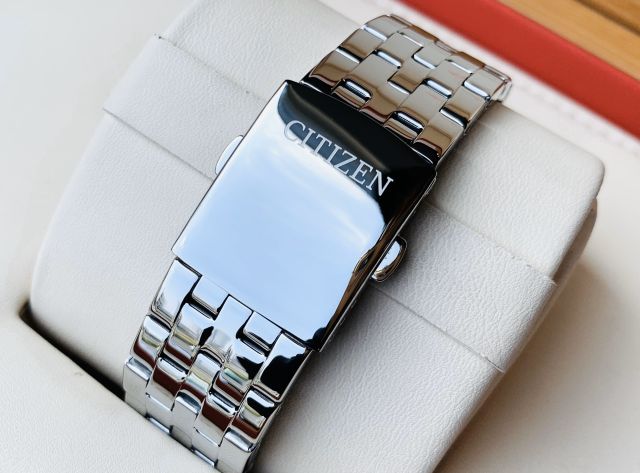 Đồng hồ nam chính hãng Citizen AK5000-54A máy Quartz (pin) - kính khoáng cứng - chống nước 5ATM - Size 41mm