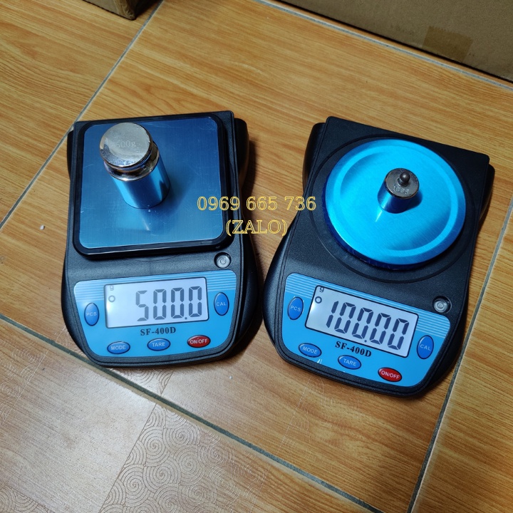 Cân tiểu ly để bàn SF-400D 500g x 0,01g - 3000g x 0,1 g