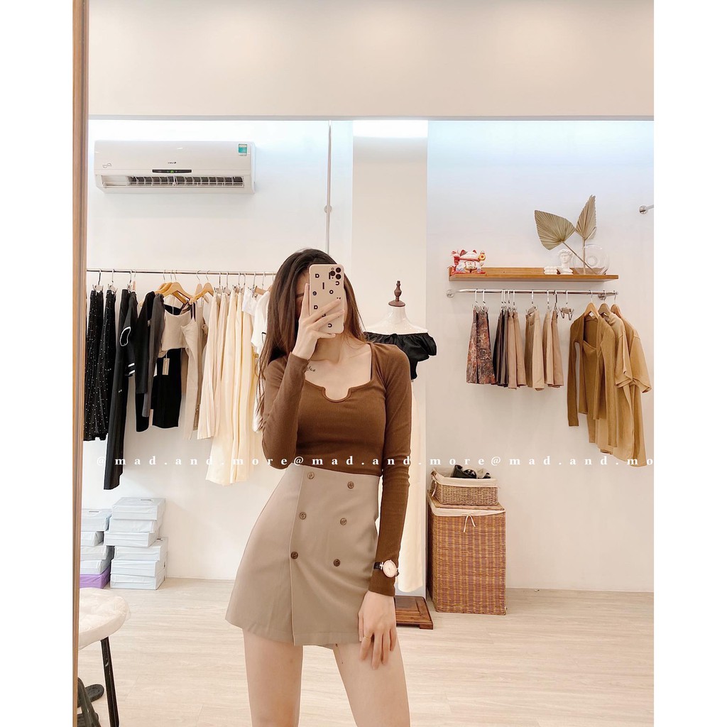 Chân váy 6 nút | BigBuy360 - bigbuy360.vn