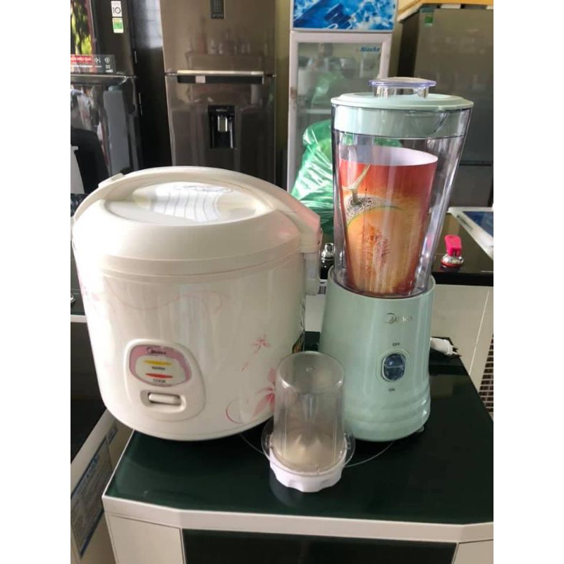 Nồi cơm điện nắp gài Delites 1.8 lít NCG1805