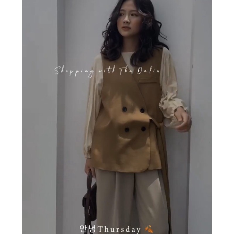 Áo Vest 4 nút sát nách