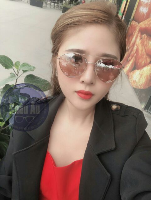 Kính Sinsay thanh lý còn 100k,có mail chính hãng up ở ảnh cuối