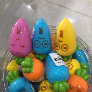 Gọt bút chì cà rốt cảm xúc