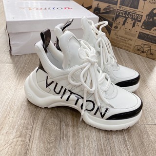 Giầy LV.arghtr trắng đen lai au ( full box + free ship )