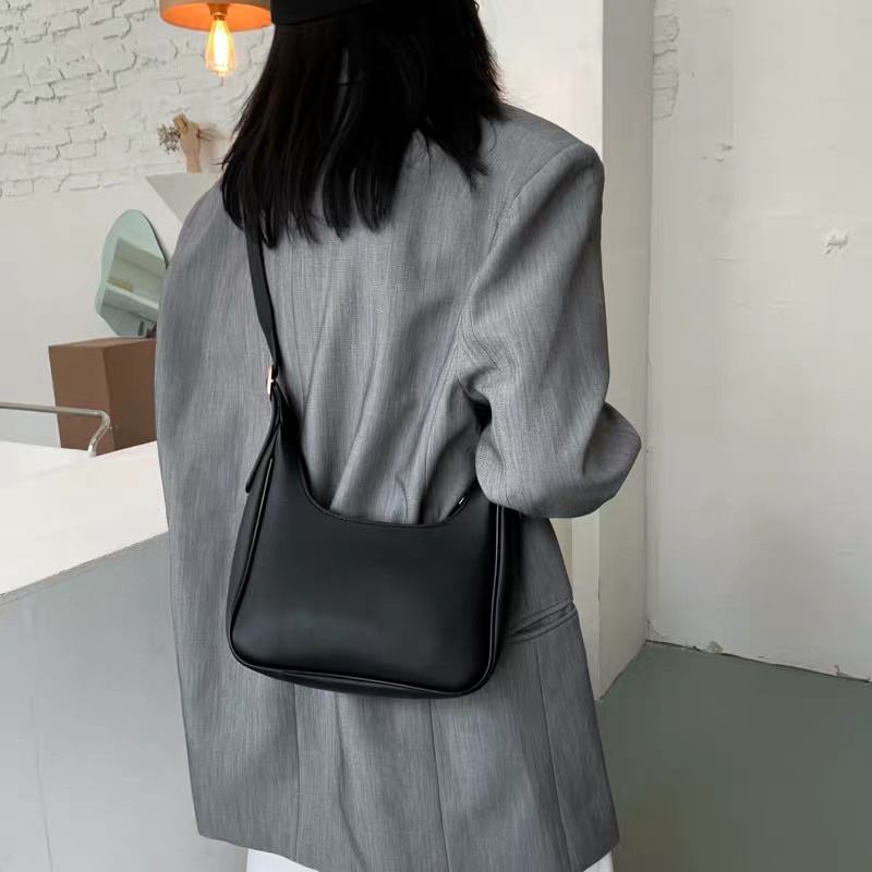 Túi Xách Nữ 🧰 FREE SHIP 🧰 Túi Kẹp Nách Đeo Vai Sang Trọng Lịch Sự , Dáng Thuyền Chài Độc Lạ