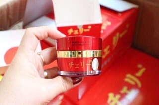 KEM FACE HOA ANH ĐÀO 10 TÁC DỤNG