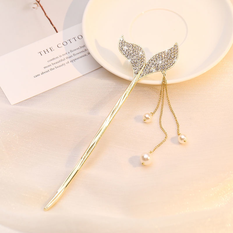 Trâm cài tóc hình đuôi cá phong cách hiện đại cho nữ