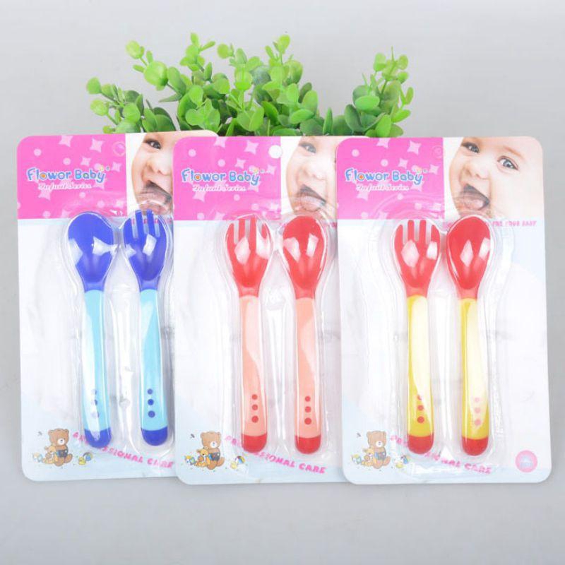 Bộ Muỗng Nĩa Silicone An Toàn Cho Bé