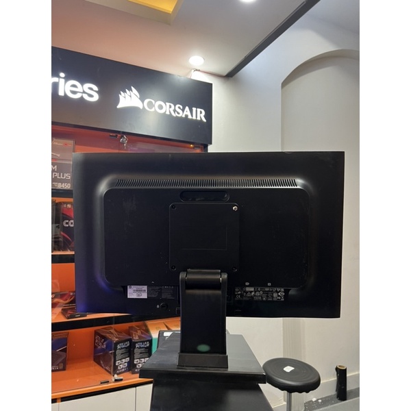 Màn hình 22" Hp p221 thanh lý sử dụng chân đế đa năng như hình bh 1tháng