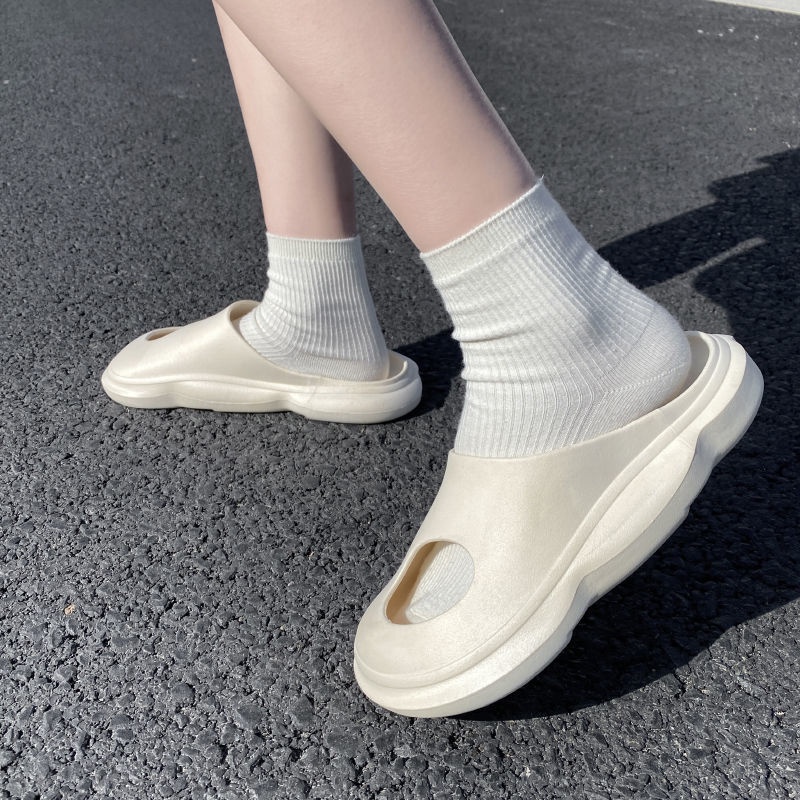 Dép Đế Dày Đục Lỗ Họa Tiết Trái Dừa Dễ Thương Cho Nữ