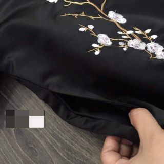 ÁO KHOÁC BOMBER THÊU HOA