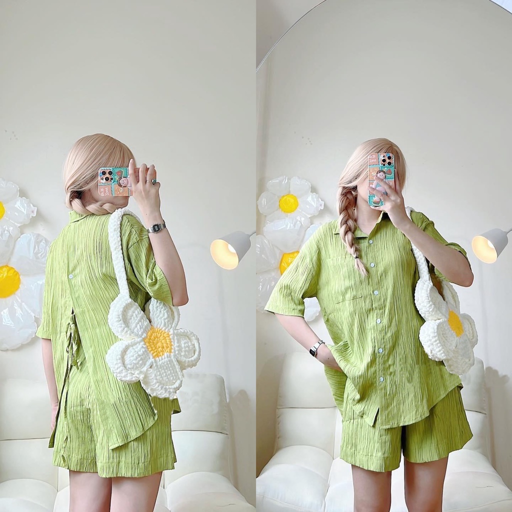 Set áo sơ mi xanh xốp sọc gân nổi QC xẻ tà sau mix quần đùi bao sịn