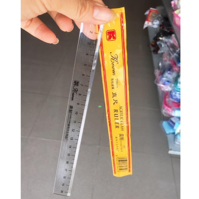 Đồ dùng học tập,thước kẻ cho học sinh