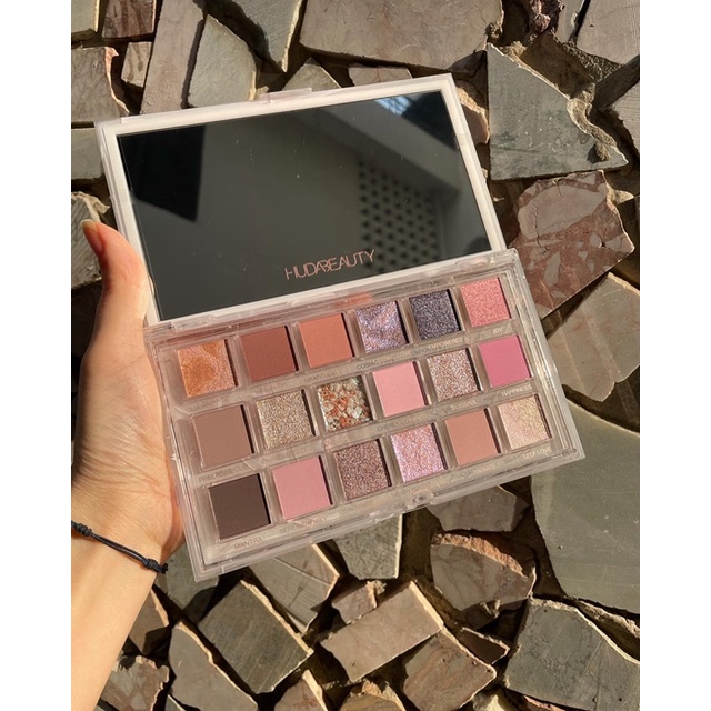 Phấn mắt Huda Beauty Rose Quartz