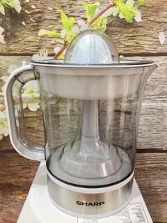 Vắt cam Sharp 1.5 lít