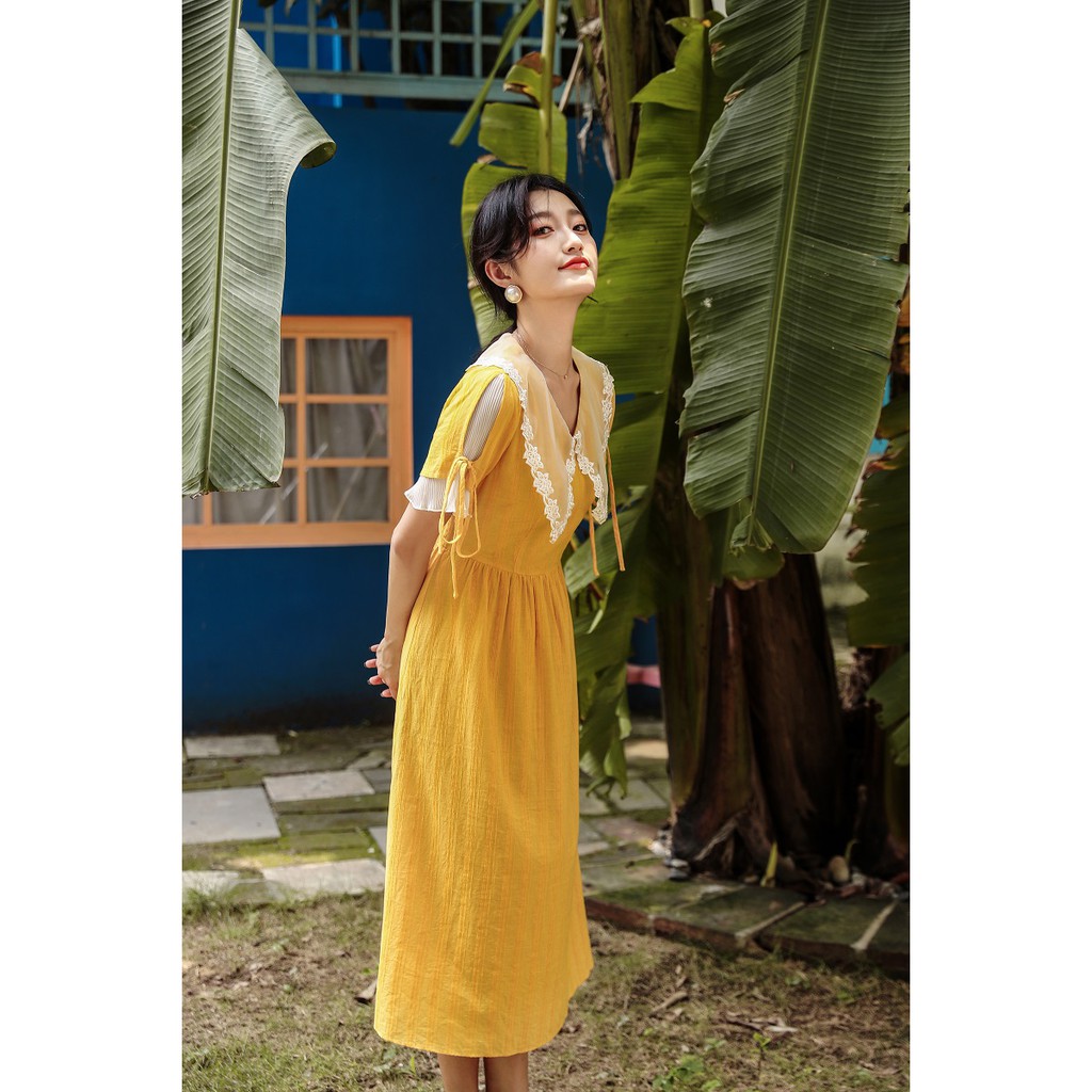 Đầm Vàng Thanh Tao Tay Cách Điệu - Thiết Kế - Hàng Cao Cấp