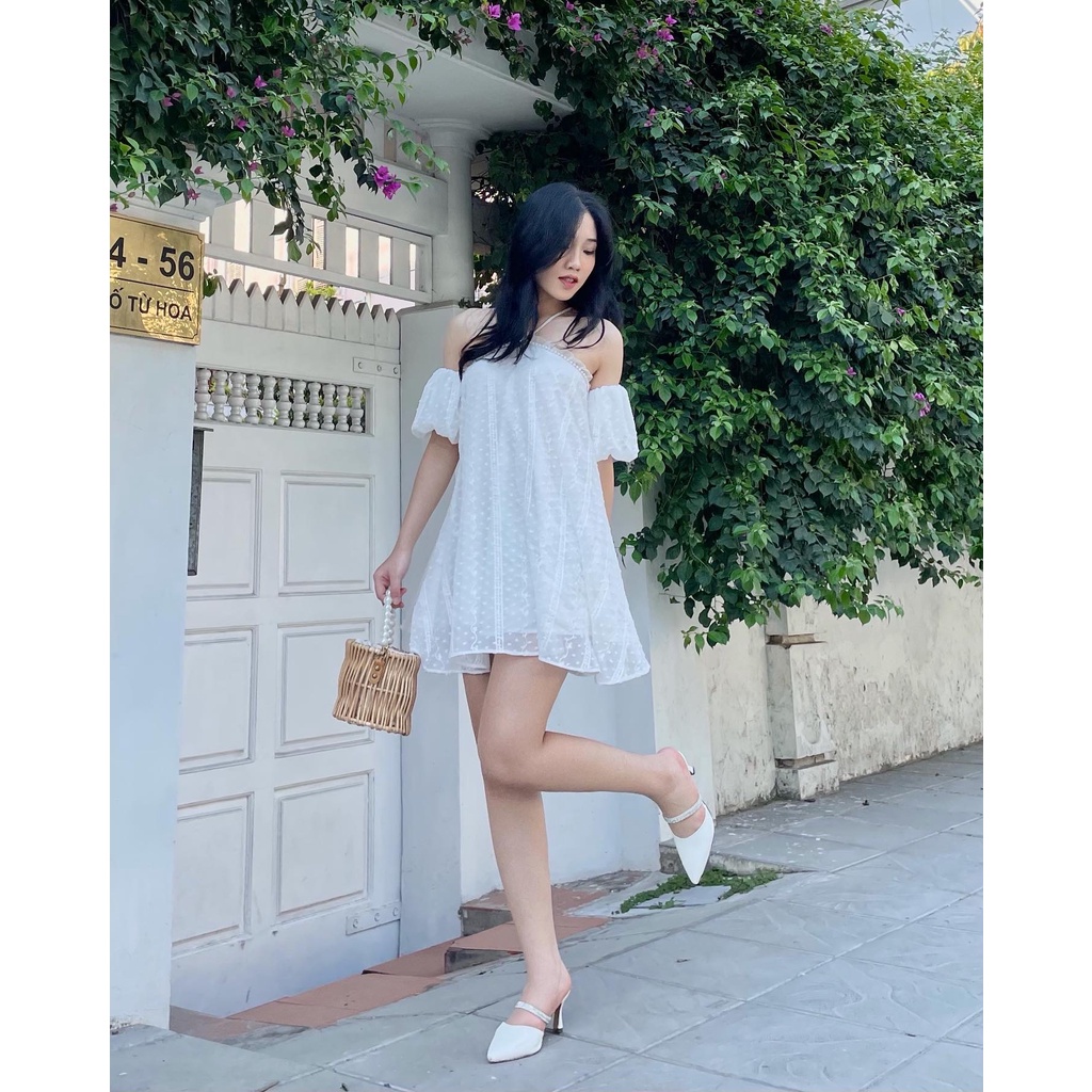 Váy đầm cổ yếm màu trắng dáng xòe freesize buộc dây tay rời mặc được 2 kiểu đi biển đi dạo phố