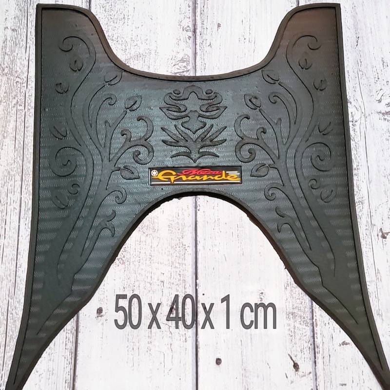 Thảm lót chân , thảm để chân cao su xe Grande đời 2014-2021