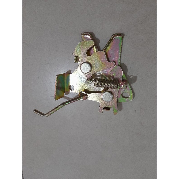 Bát yên trước và sau xe Rs