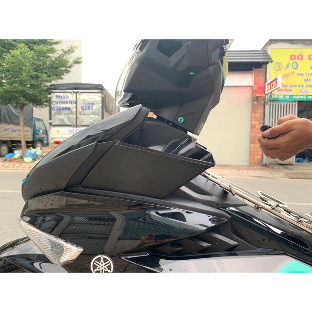 Hộc đựng đồ 2 bên dành cho xe máy exciter 150 các đời  phụ tùng xe Trâm Hoàng