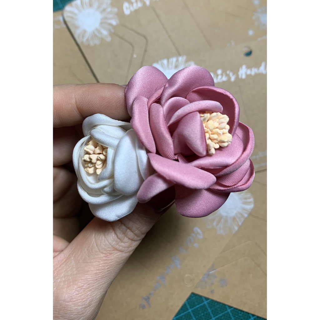 Cài áo hoa đôi Trắng Hồng Cici Handmade