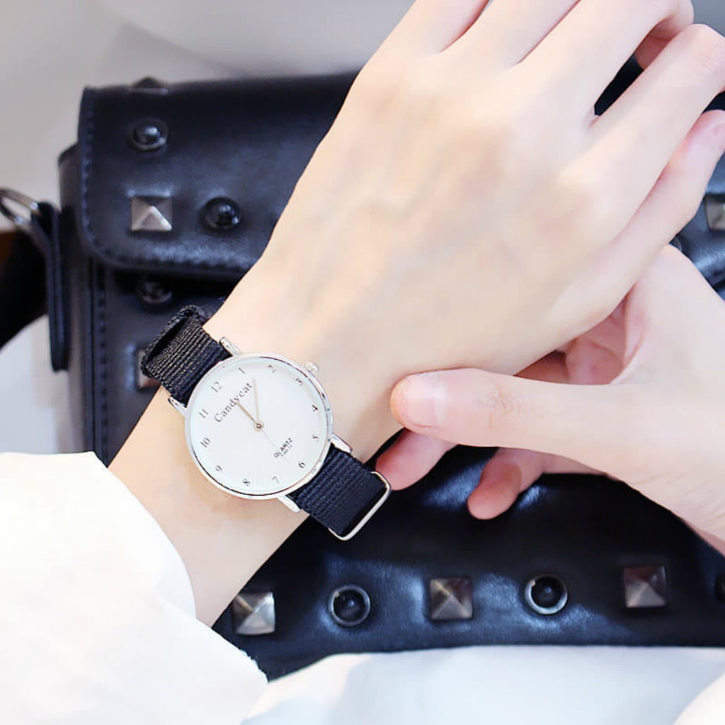 [FLASH SALE] Đồng hồ nữ dây vải candycat thời trang | BigBuy360 - bigbuy360.vn