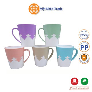 Cốc nhựa uống nước phối 2 màu Việt Nhật Plastic đa năng