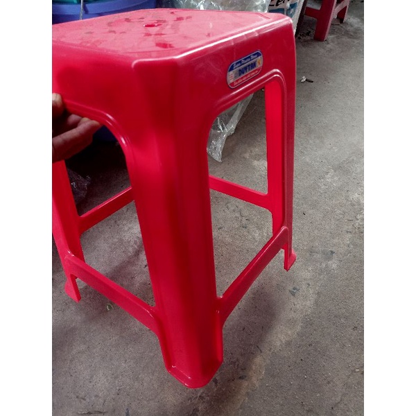 ghế nhựa Duy Tân cao lỗ bền đẹp (giao hỏa tốc)