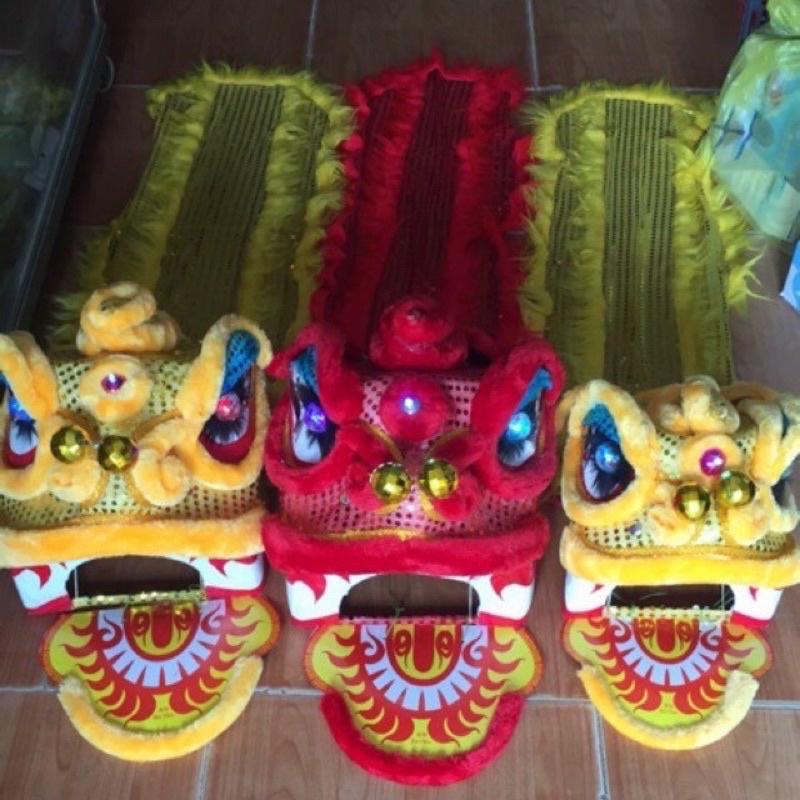 đầu lân cho bé
