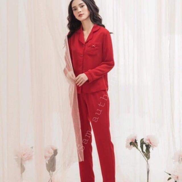 Bộ lụa trơn nữ