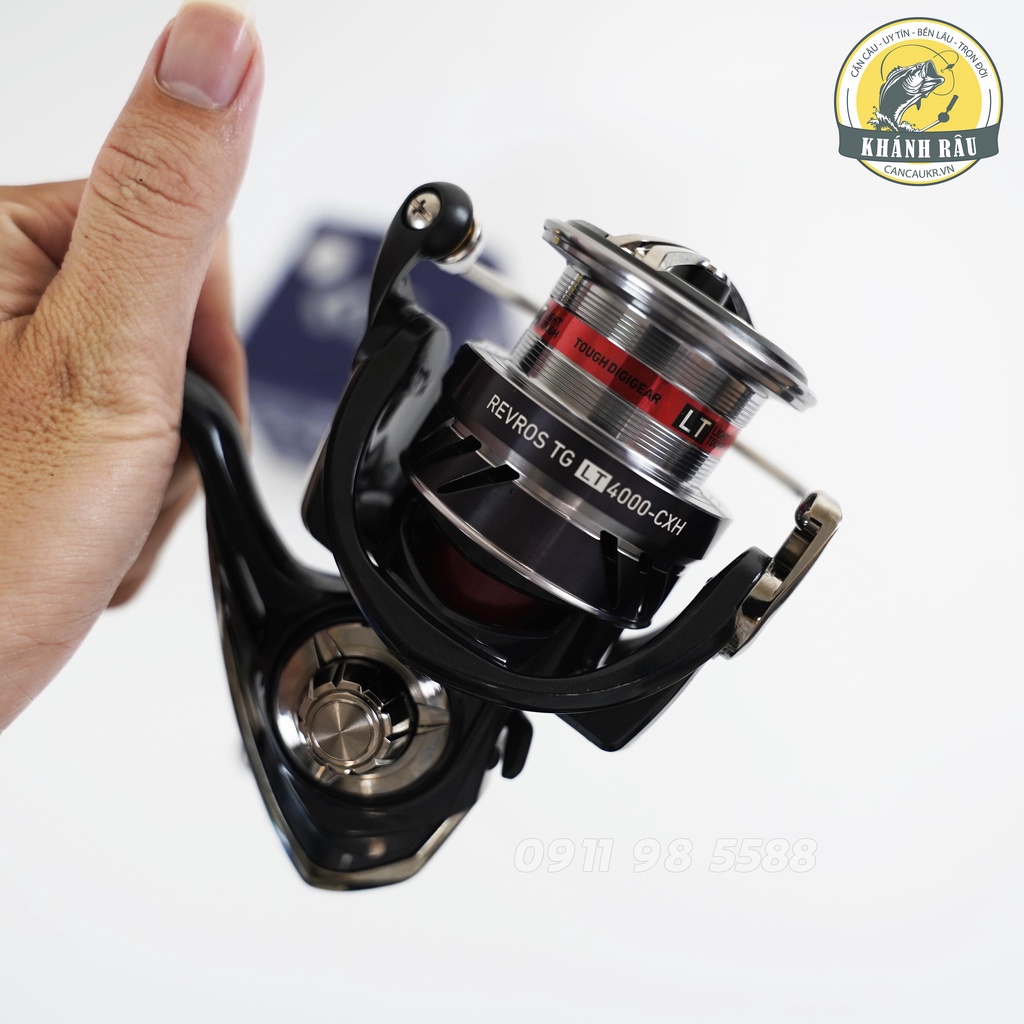Máy Daiwa REVROS 2021