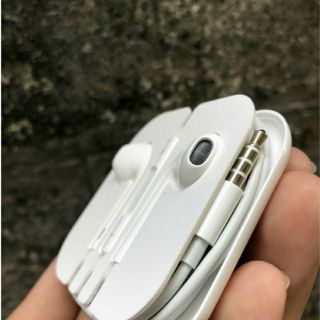 Tai nghe ip cổng 3.5mm cho điện thoại android
