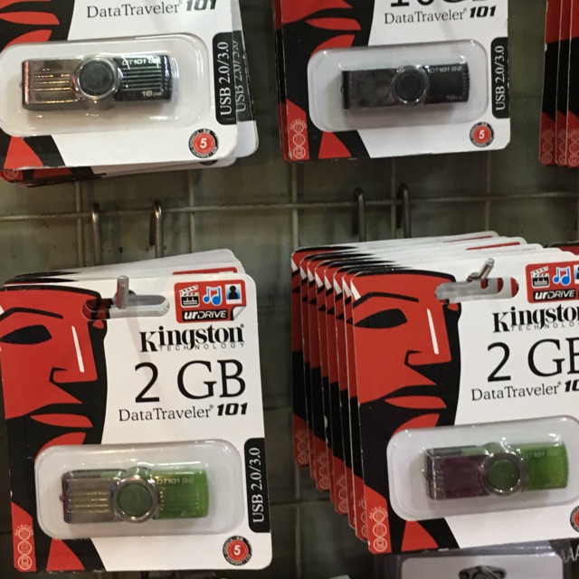 USB 2GB kingston
