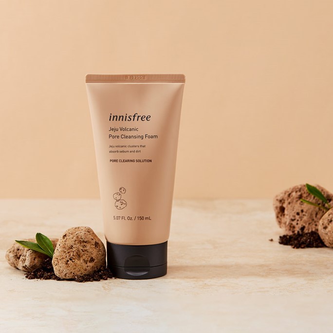 Sữa Rửa Mặt Tro Núi Lửa Innisfree Giúp Se Khít Lỗ Chân Lông Jeju Volcanic Pore Cleansing Foam 150ml - Khongcoson