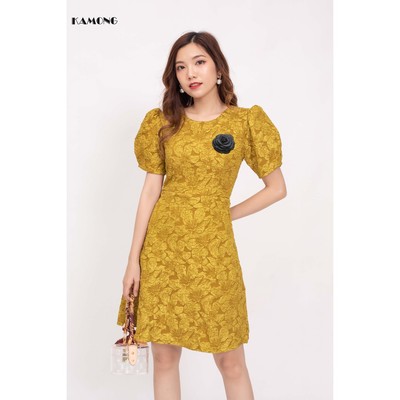 Đầm gấm tay phồng đính hoa ngực KAMONG D128