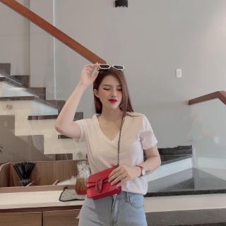 Áo phông nữ gap cổ tim