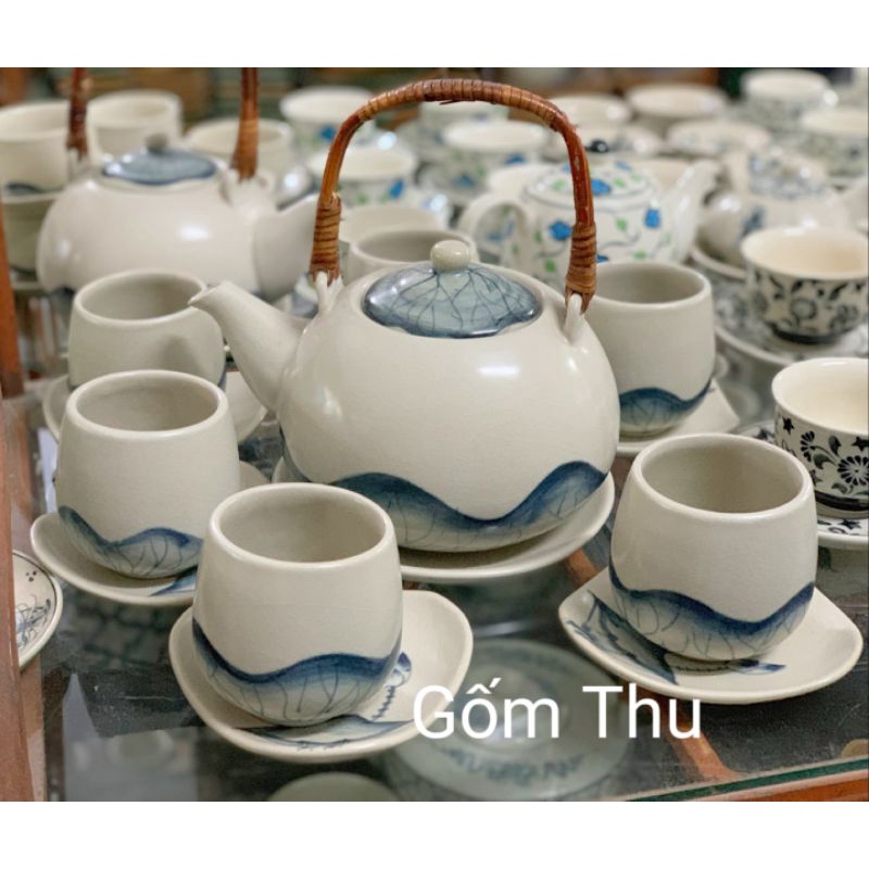 Bộ ấm chén vẽ tay hàng sứ Bát Tràng