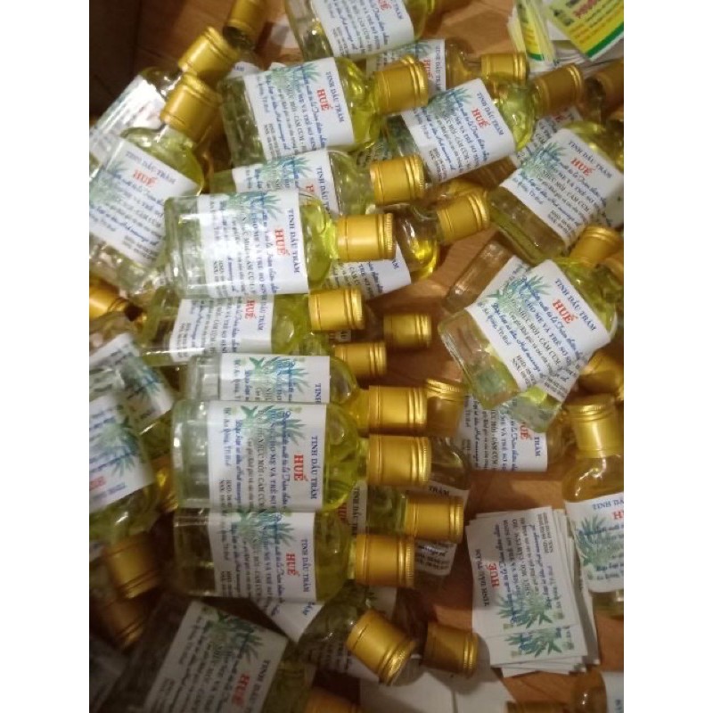 Tinh dầu tràm Huế 100ml chính hiệu được chiết xuất từ lá tràm thiên nhiên