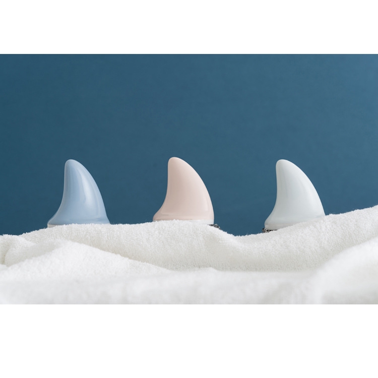 Bàn Chải Vệ Sinh Nhà Bếp Bằng Thép Không Gỉ Thiết Kế Độc Đáo Tiện Dụng